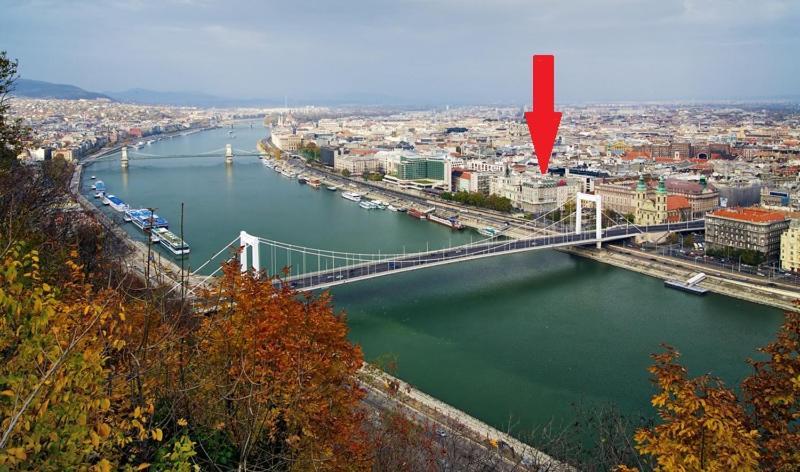 Monolit Budapest Center Guesthouse מראה חיצוני תמונה