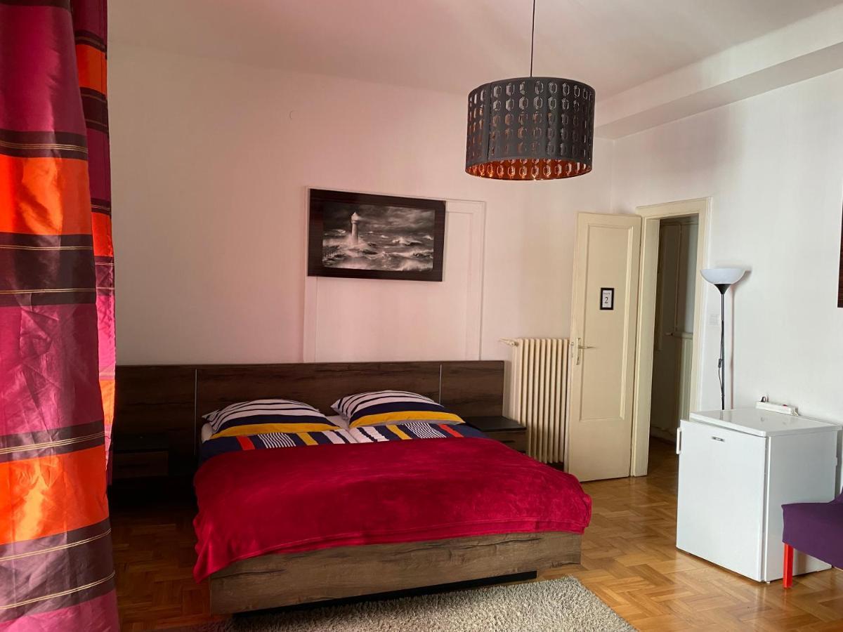 Monolit Budapest Center Guesthouse מראה חיצוני תמונה