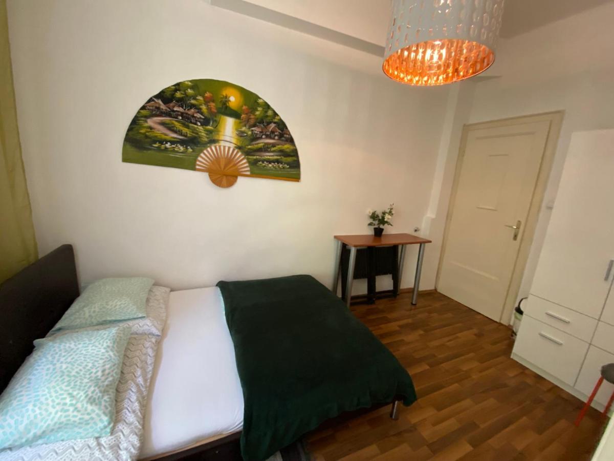 Monolit Budapest Center Guesthouse מראה חיצוני תמונה