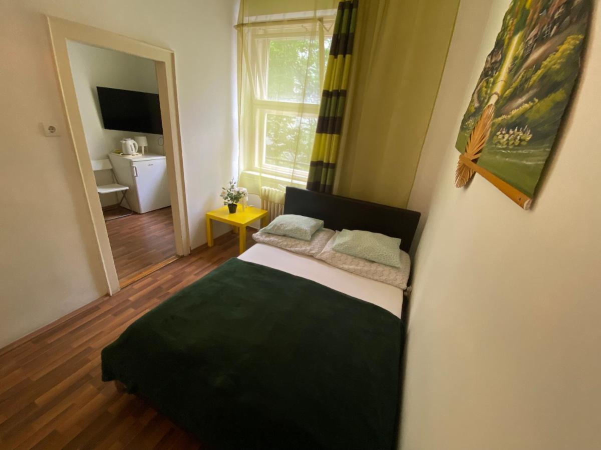 Monolit Budapest Center Guesthouse מראה חיצוני תמונה