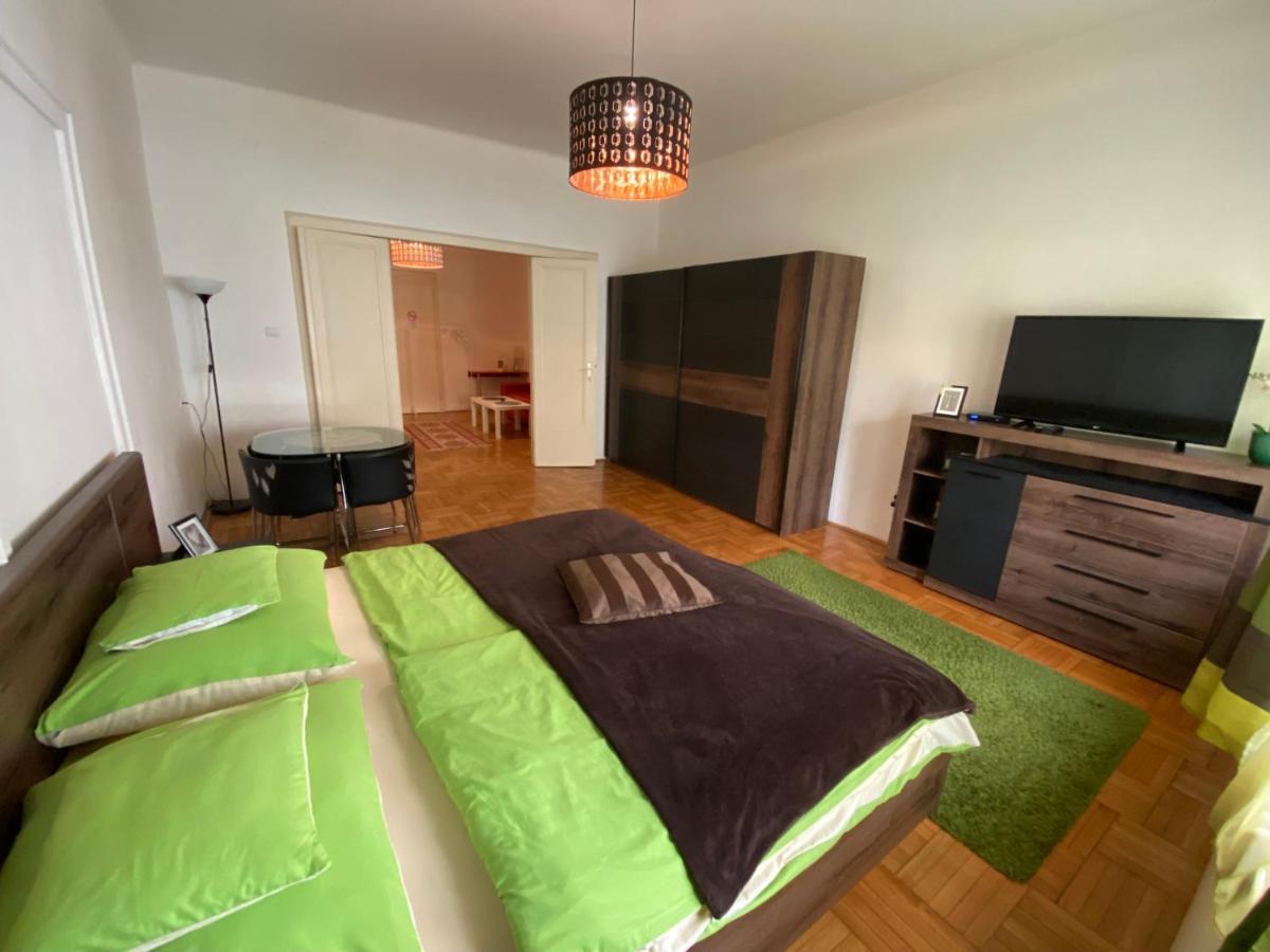Monolit Budapest Center Guesthouse מראה חיצוני תמונה