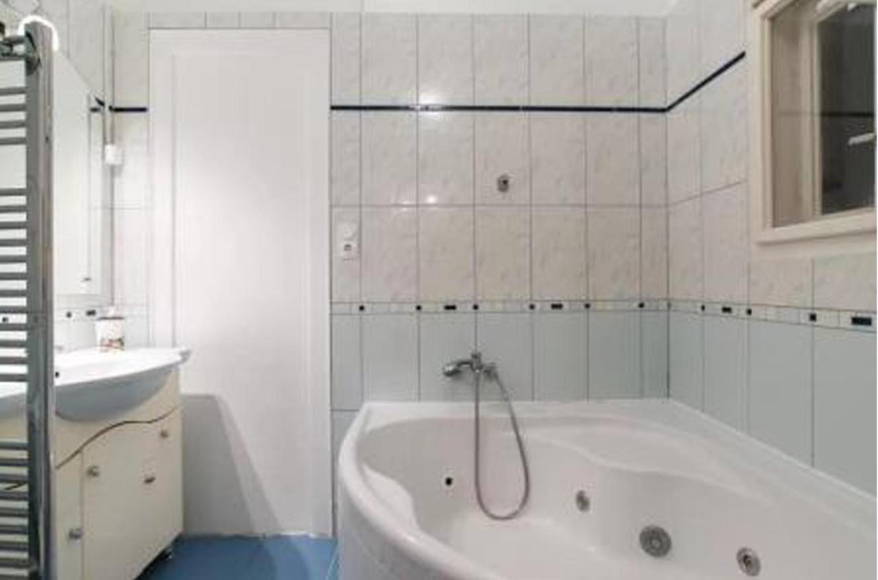 Monolit Budapest Center Guesthouse מראה חיצוני תמונה