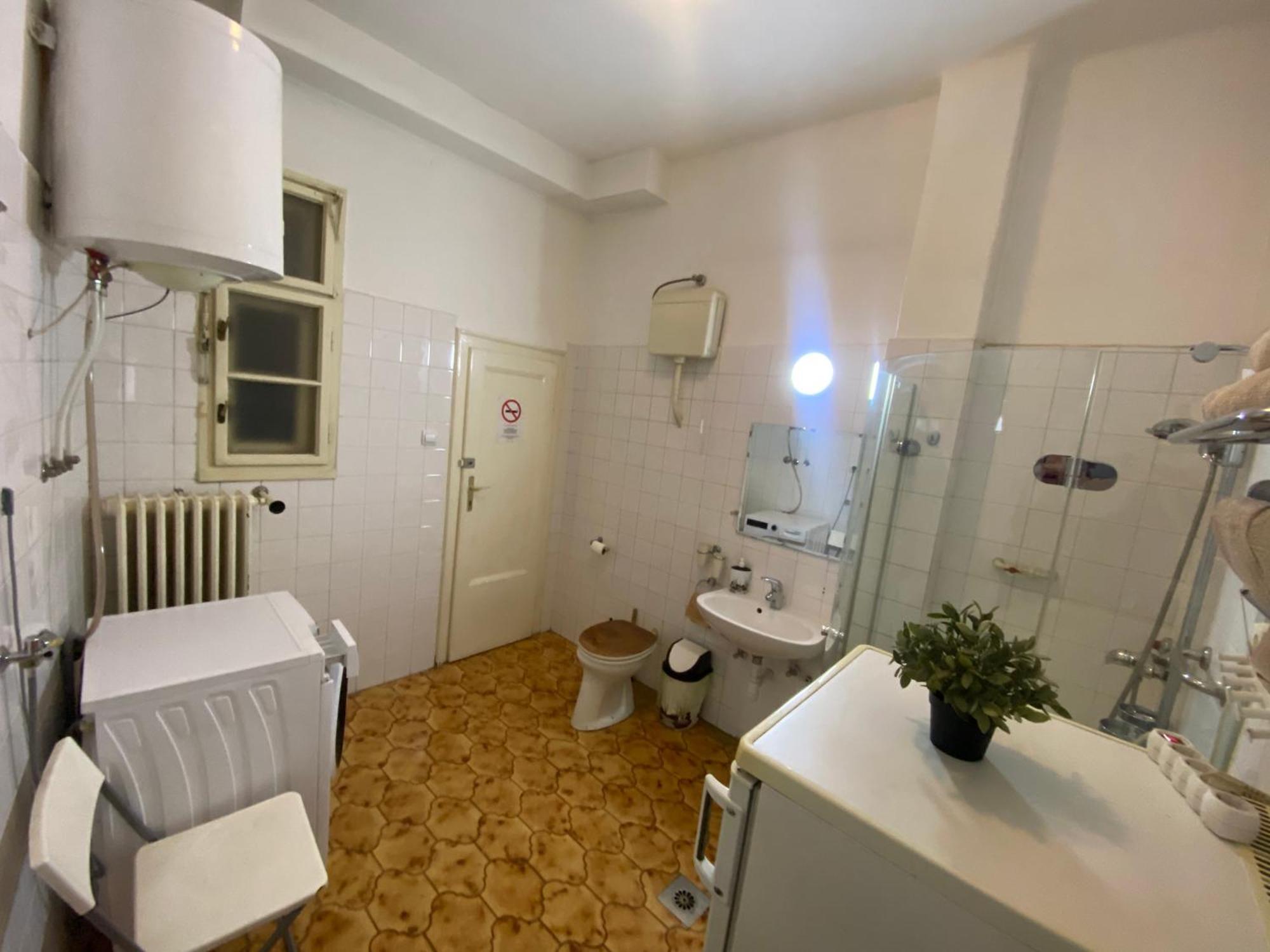 Monolit Budapest Center Guesthouse מראה חיצוני תמונה