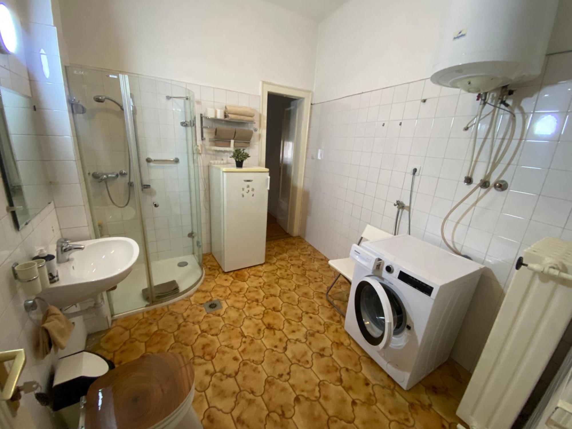 Monolit Budapest Center Guesthouse מראה חיצוני תמונה