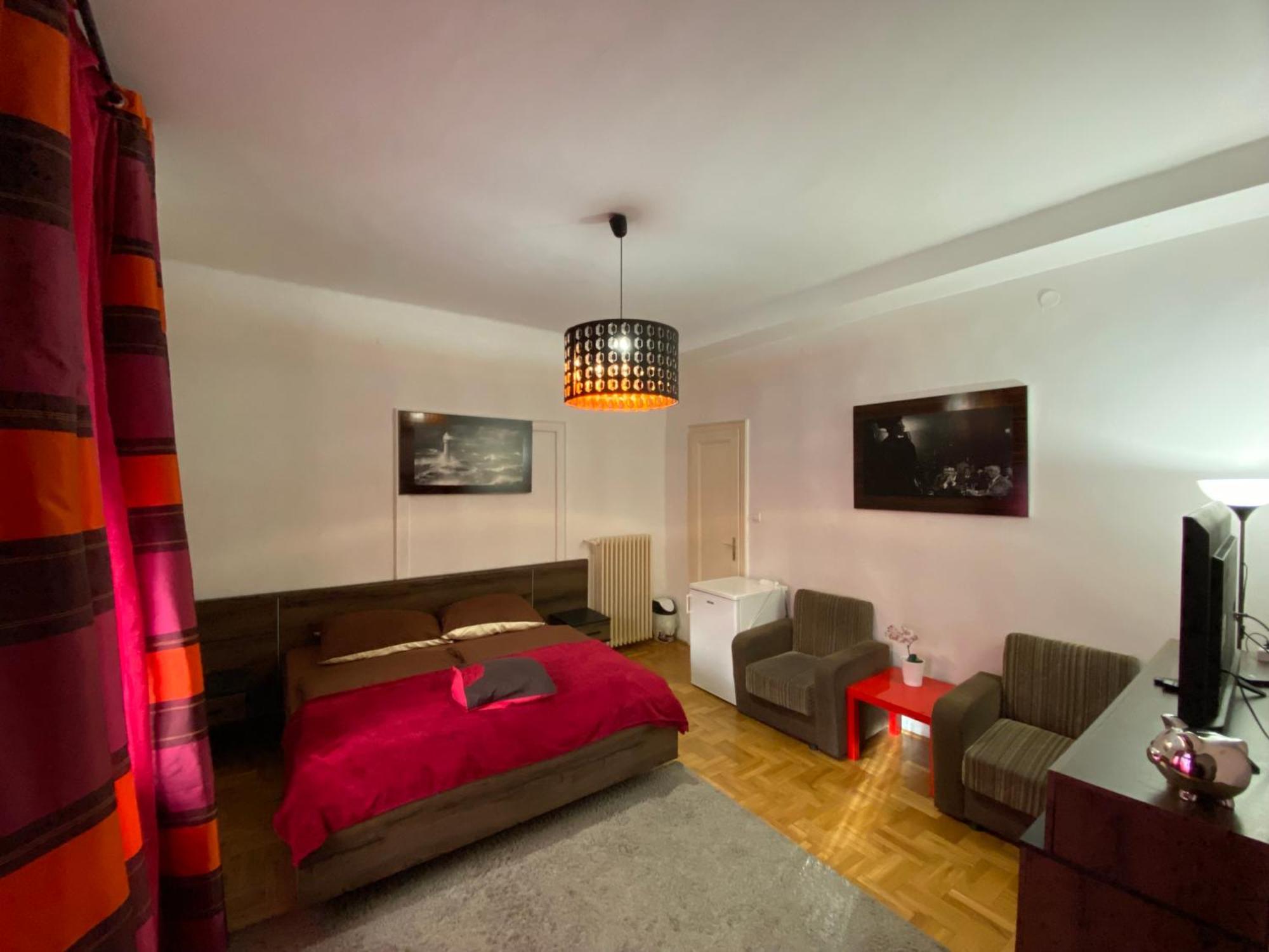Monolit Budapest Center Guesthouse מראה חיצוני תמונה